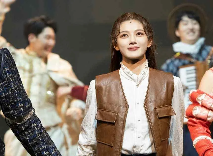 Kim Yoo Jung - kim-yoo-jung-hot-11.webp
